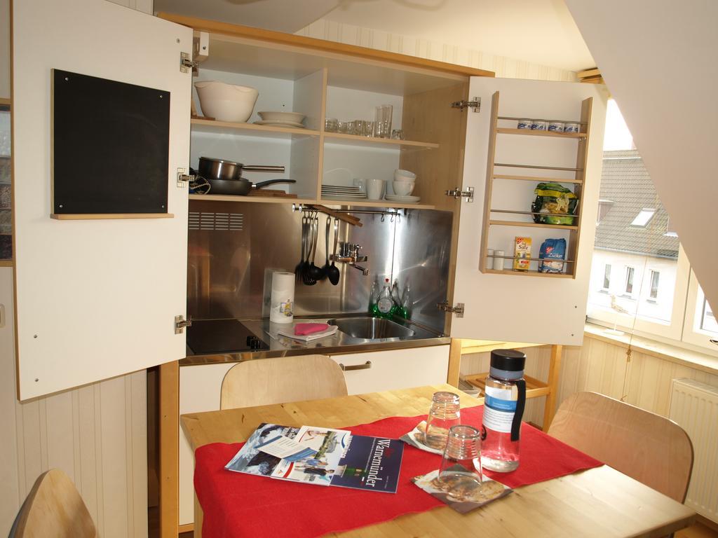 Haus Ostseeatoll Appartamento Rostock Esterno foto